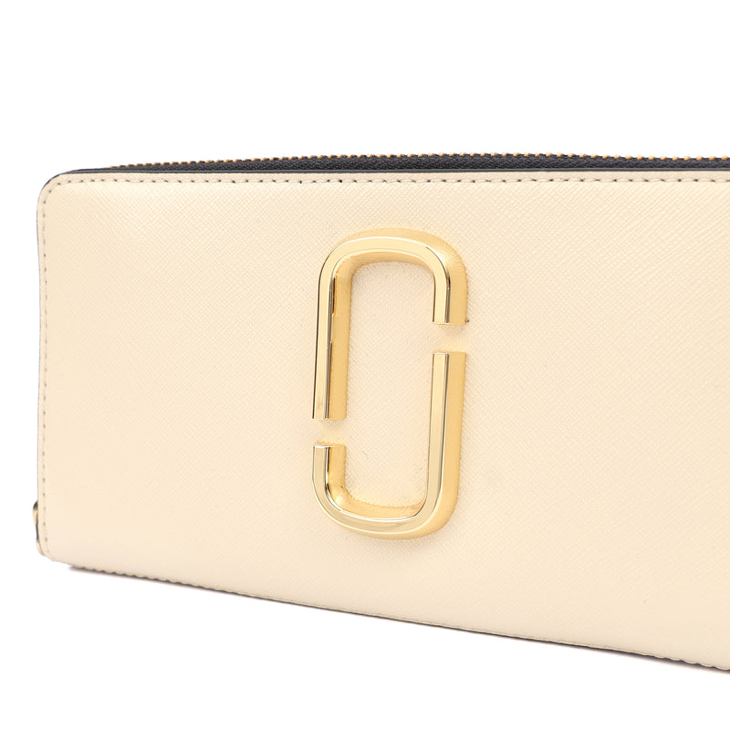 Picture of Marc Jacobs Purse Classic Wallet in Neutral, Leather