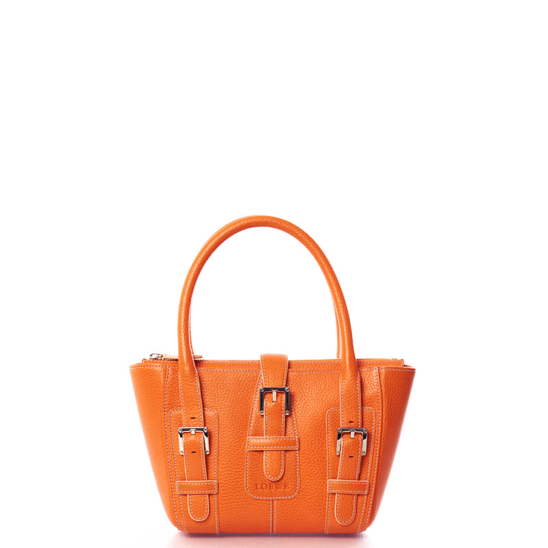 Picture of Loewe Vintage Shoulder Bag in Orange, Leather