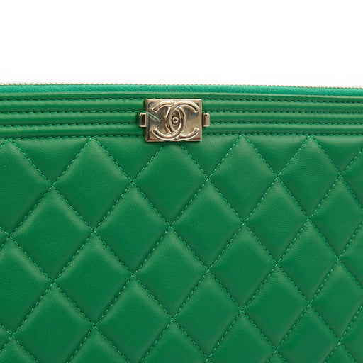 Picture of Chanel Clutch Boy Clutch in Green, Lambskin Leather