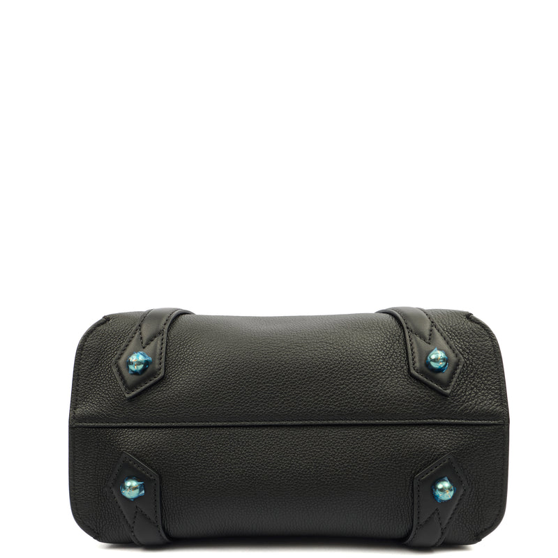 Picture of Fendi Tote By The Way - Medium in Black, Leather