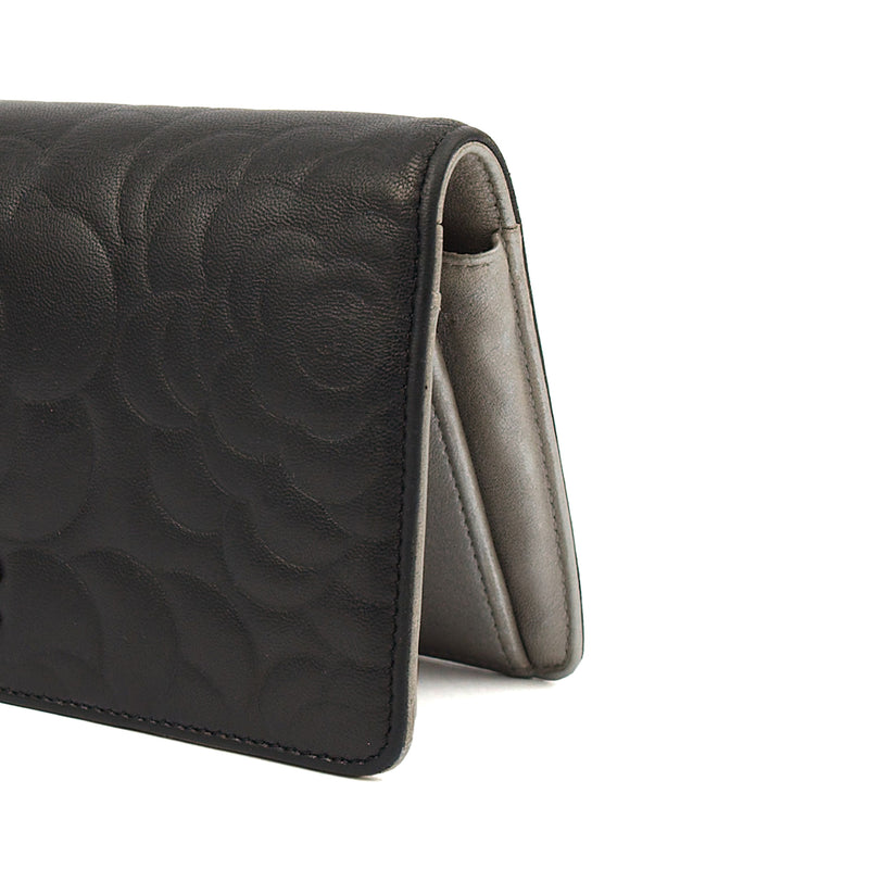 Picture of Chanel Wallet Camellia - Wallet in Black, Lambskin Leather