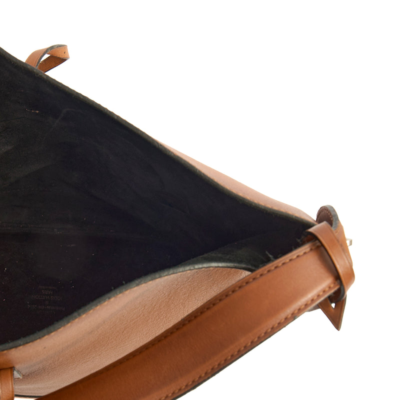 Picture of Louis Vuitton Tote Idole in Brown, Calfskin Leather