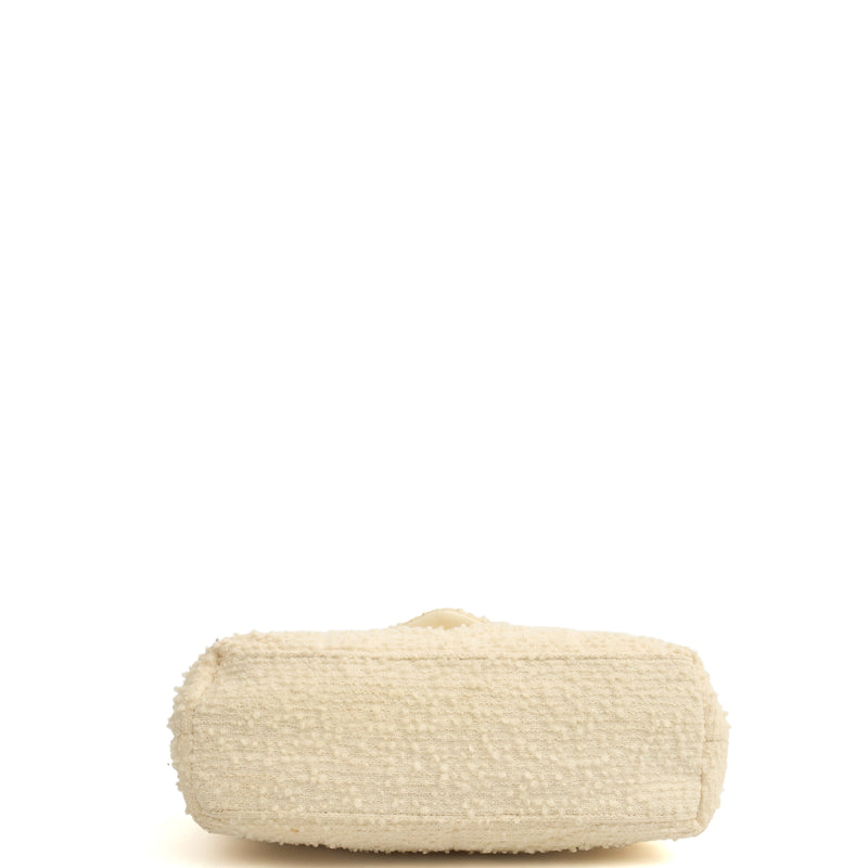 Picture of Saint Laurent Shoulder Bag Puffer - Small in White, Other