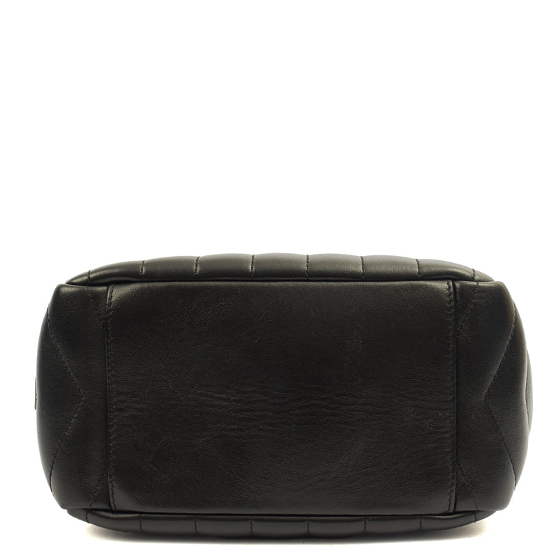 Picture of Saint Laurent Cross Body Lou Camera in Black, Calfskin Leather