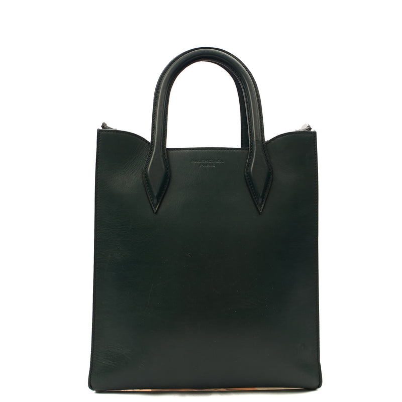 Picture of Balenciaga Tote Maillon Tote in Green, Leather