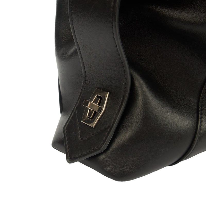 Picture of Givenchy Shoulder Bag Antigona Soft - Medium in Black, Leather