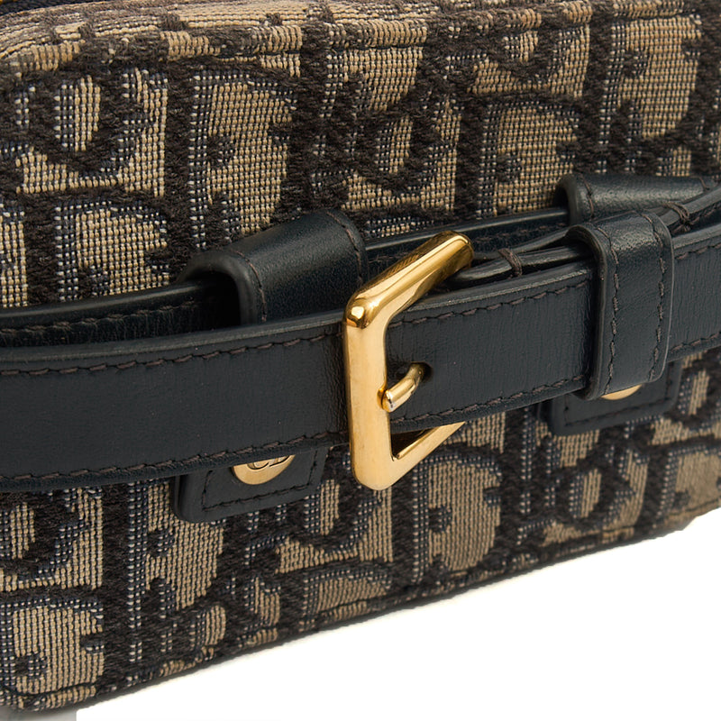 Picture of Christian Dior Cross Body Saddle Belt Pouch in Blue, Dior Oblique Embroidery