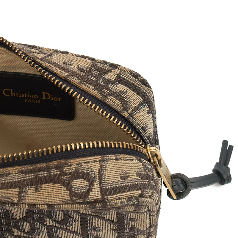 Picture of Christian Dior Cross Body Saddle Belt Pouch in Blue, Dior Oblique Embroidery