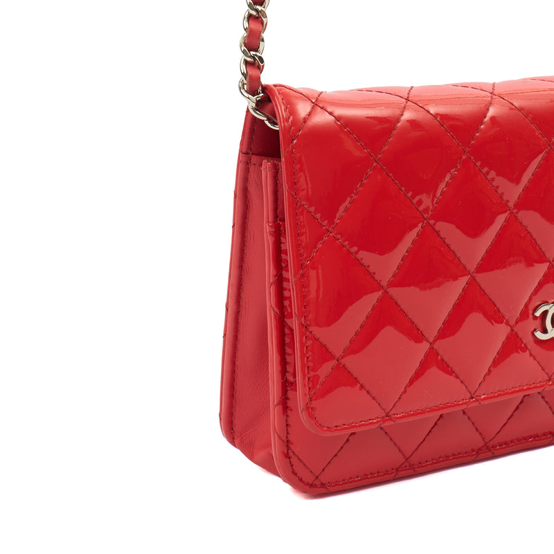 Picture of Chanel Cross Body Wallet on Chain in Red, Patent Leather