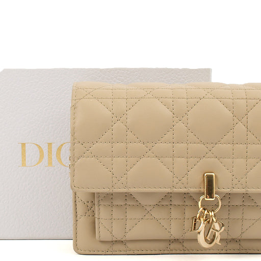 Picture of Christian Dior Cross Body My Dior Daily Chain Pouch in Neutral, Cannage Quilted Grain Skin