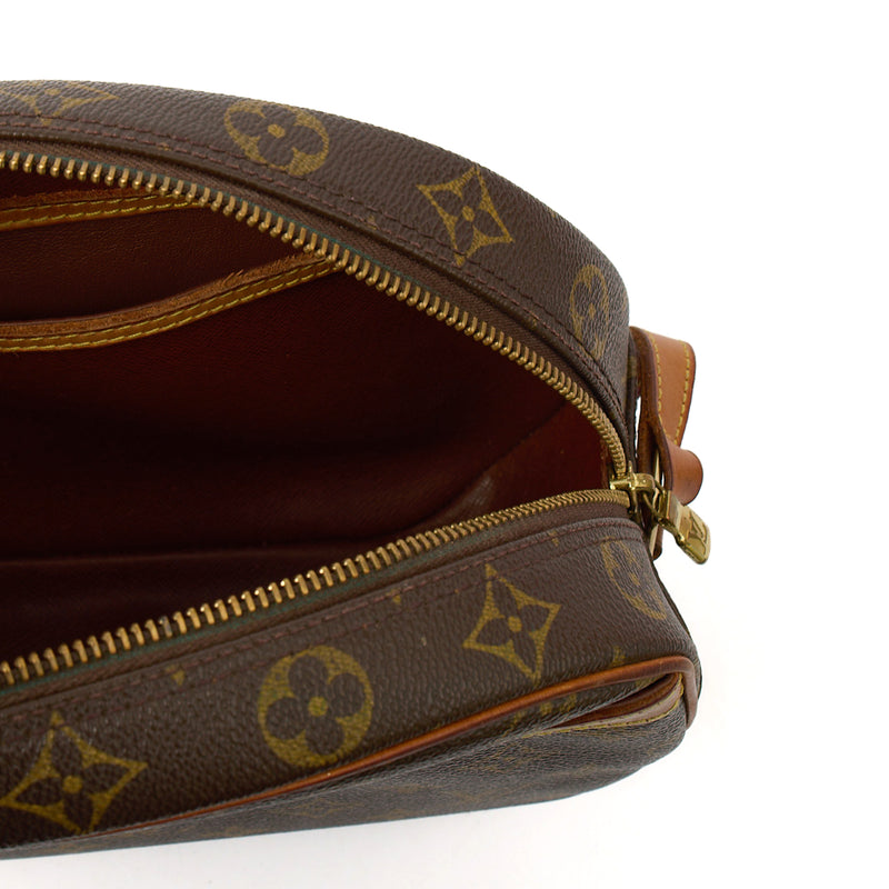 Picture of Louis Vuitton Cross Body Crossbody  in Monogram, Leather