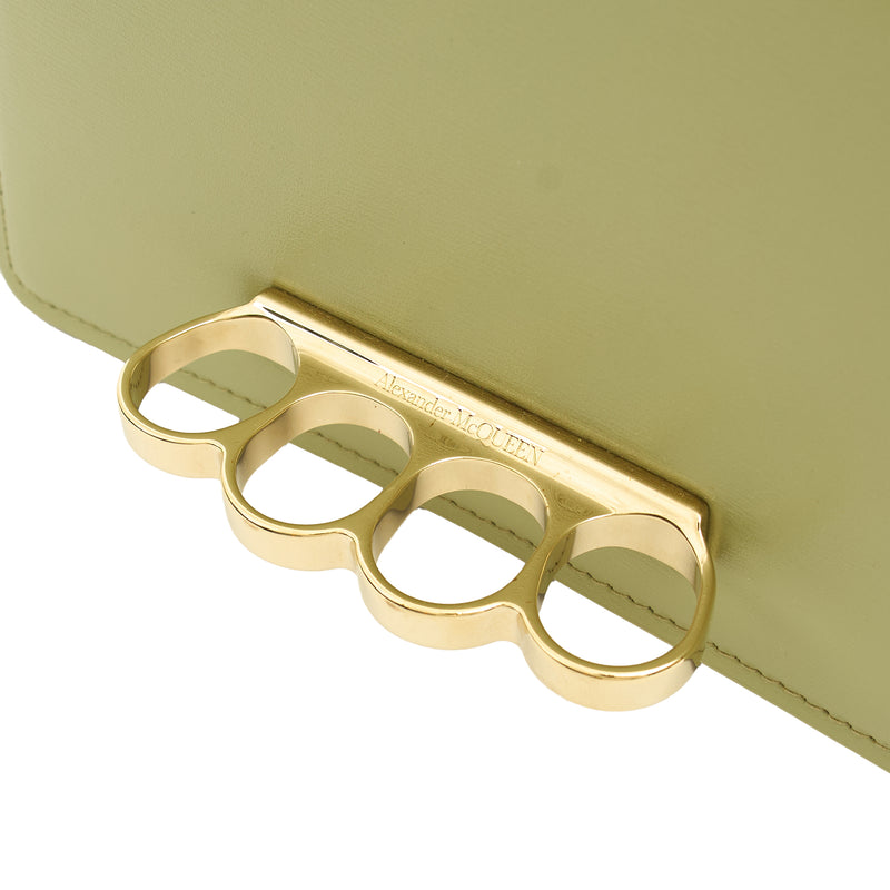 Picture of Alexander McQueen Cross Body Knuckle Crossbody in Green, Leather