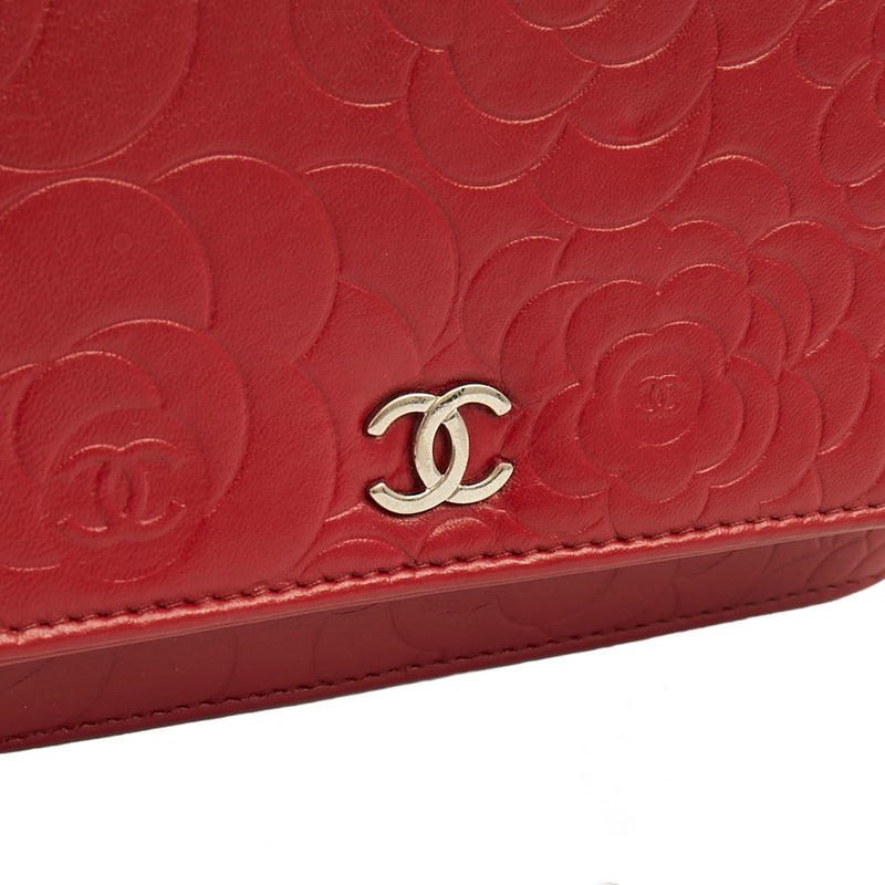 Picture of Chanel Cross Body Camellia - Wallet On Chain in Red, Lambskin Leather