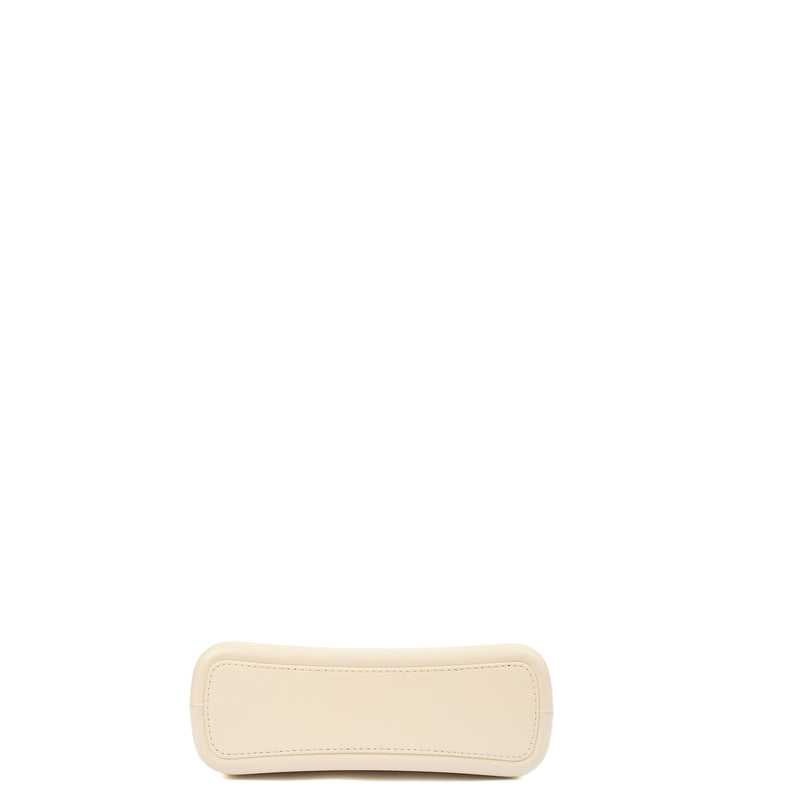 Picture of Chanel Shoulder Bag Gabrielle Hobo - Large in Cream, Leather