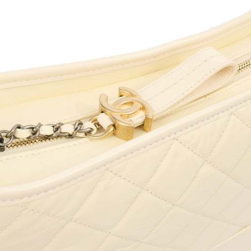 Picture of Chanel Shoulder Bag Gabrielle Hobo - Large in Cream, Leather