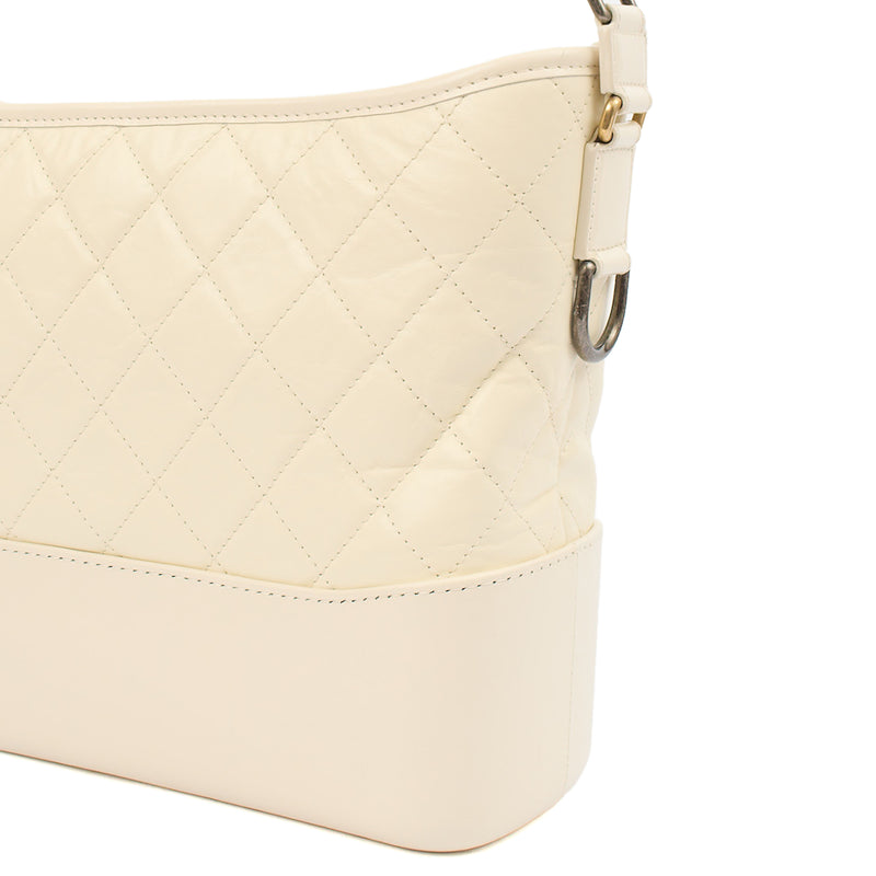 Picture of Chanel Shoulder Bag Gabrielle Hobo - Large in Cream, Leather