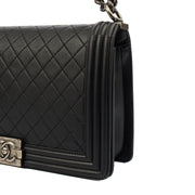 Picture of Chanel Shoulder Bag Boy - New Medium in Black, invalid