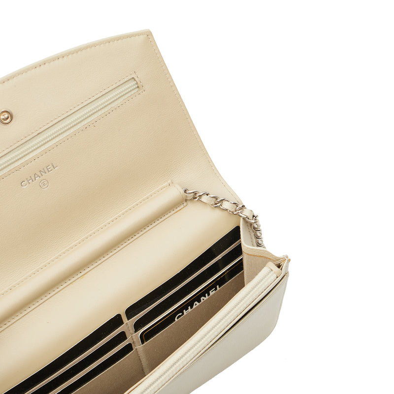 Picture of Chanel Cross Body Wallet on Chain in Metallic, Caviar Leather