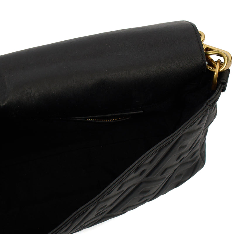 Picture of Fendi Cross Body Baguette - Large in Black, Leather