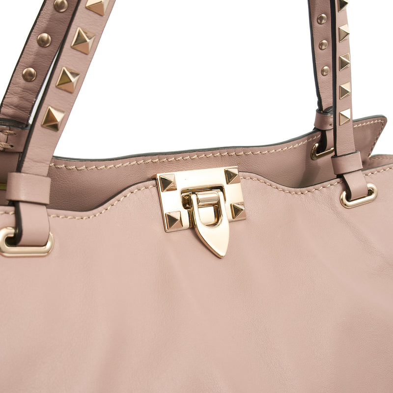 Picture of Valentino Tote Rockstud Lock Medium in Pink, Calfskin