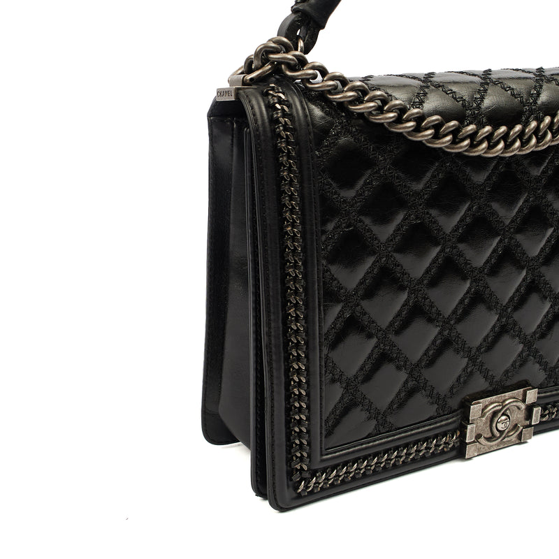Picture of Chanel Top Handle Boy Top Handle - Medium in Black, Calfskin Leather