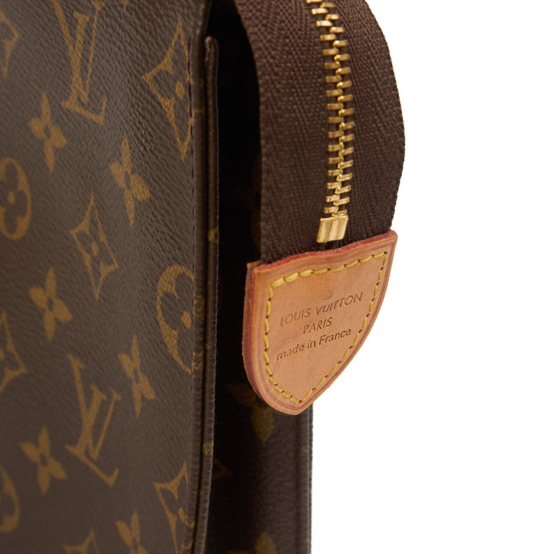 Picture of Louis Vuitton Clutch Toiletry Pouch 26  in Monogram, Canvas