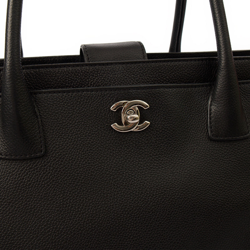 Picture of Chanel Tote Executive Cerf Shopper Tote in Black, Calfskin Leather