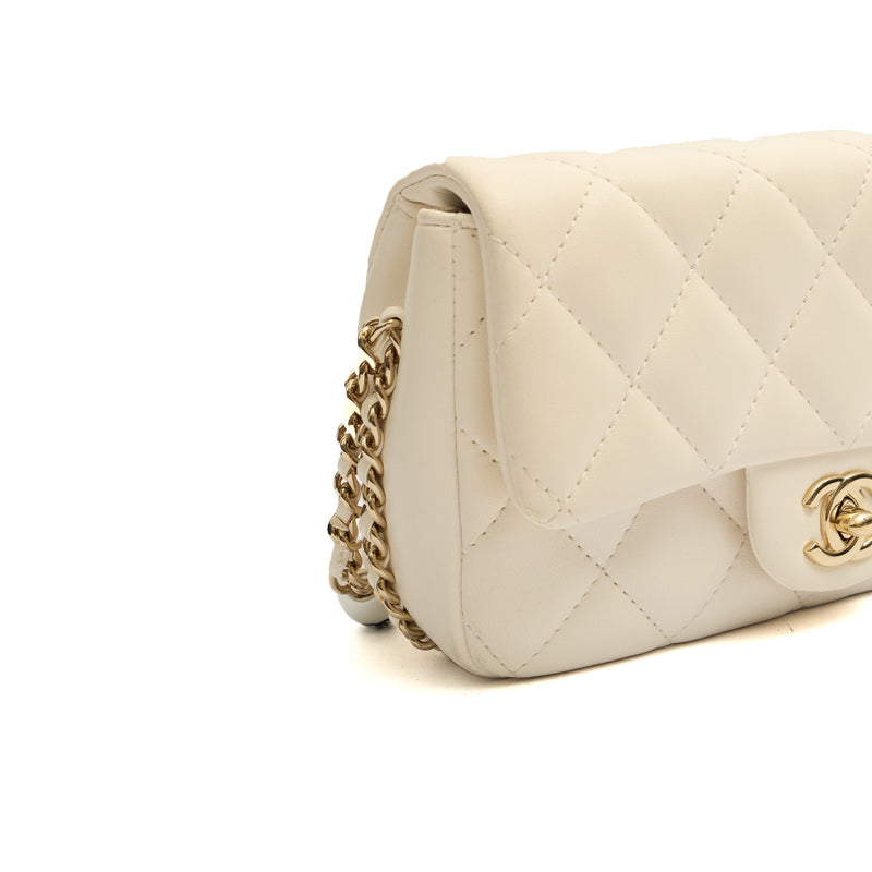 Picture of Chanel Cross Body Flap Bag in White, Lambskin Leather