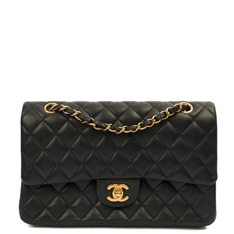 Picture of Chanel Shoulder Bag Classic Double Flap - Medium in Black, Lambskin Leather