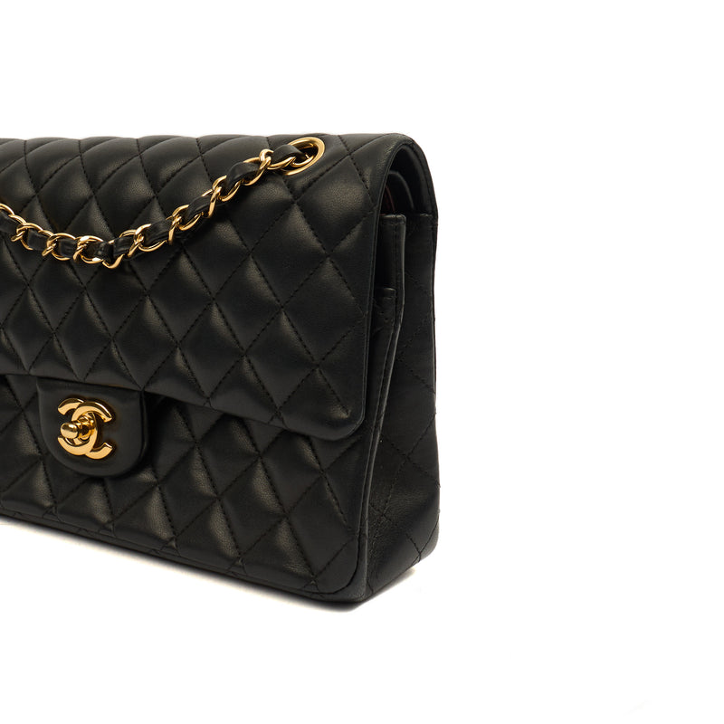 Picture of Chanel Shoulder Bag Classic Double Flap - Medium in Black, Lambskin Leather