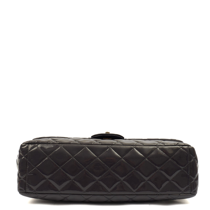 Picture of Chanel Shoulder Bag Classic Single Flap - Maxi in Purple, Patent Leather