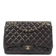 Picture of Chanel Shoulder Bag Classic Single Flap - Maxi in Purple, Patent Leather