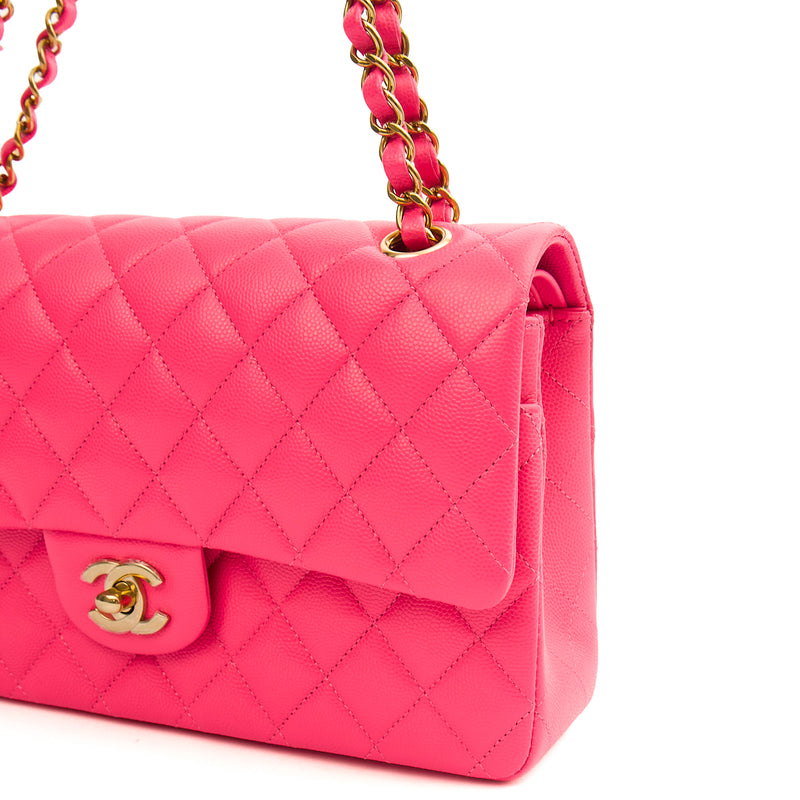 **22P COLLECTION** Chanel Classic Double Flap - Medium in Pink, Caviar Leather