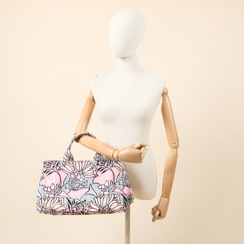 Picture of Prada Tote Logo Tote Bag in Pink, Leather