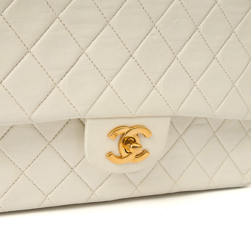 Classic Double Flap- Medium in White, Calfskin Leather With Gold Hardware