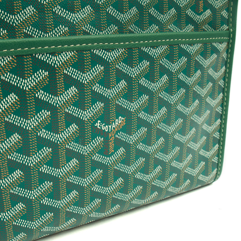 Picture of Goyard Clutch Jouvence Toiletry Pouch MM in Green, Leather