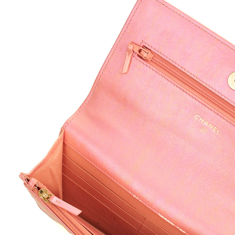 Picture of Chanel Cross Body Chanel 19 Wallet On Chain in Pink, Calfskin Leather