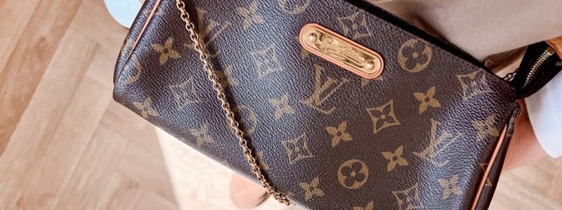 buy Louis Vuitton from the handbag clinic