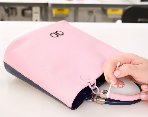 COLOUR CHANGE YOUR BAG AT THE HANDBAG CLINIC